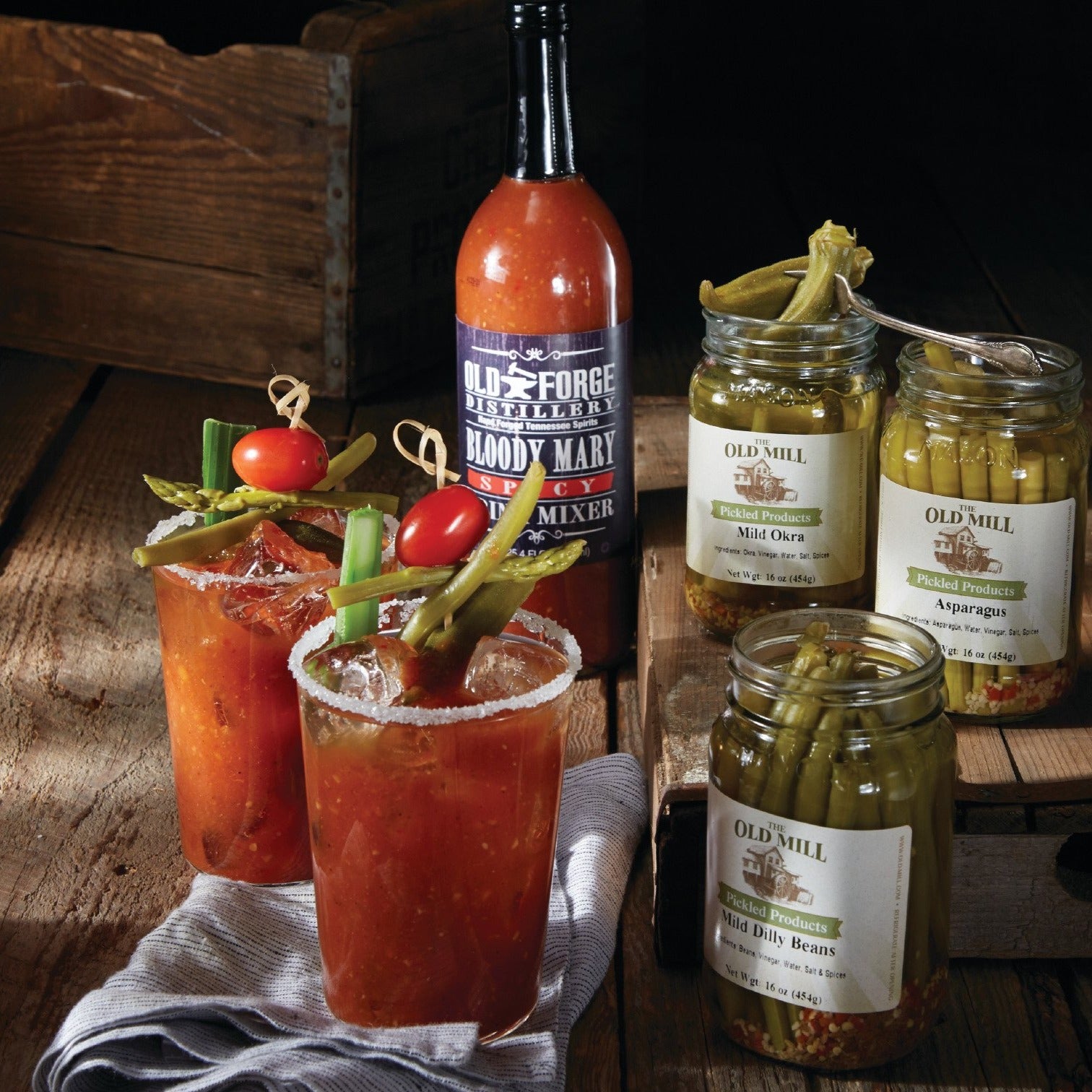 http://shop.old-mill.com/cdn/shop/products/4_5BloodyMaryMix_1603031.jpg?v=1603386709