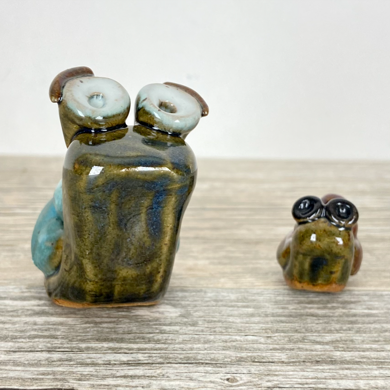 Pottery Snail - Small